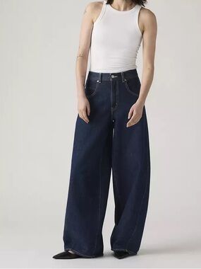 Women Levi’s Premium statement Super Baggy Barrel Jeans Dark wash mid rise 29x30